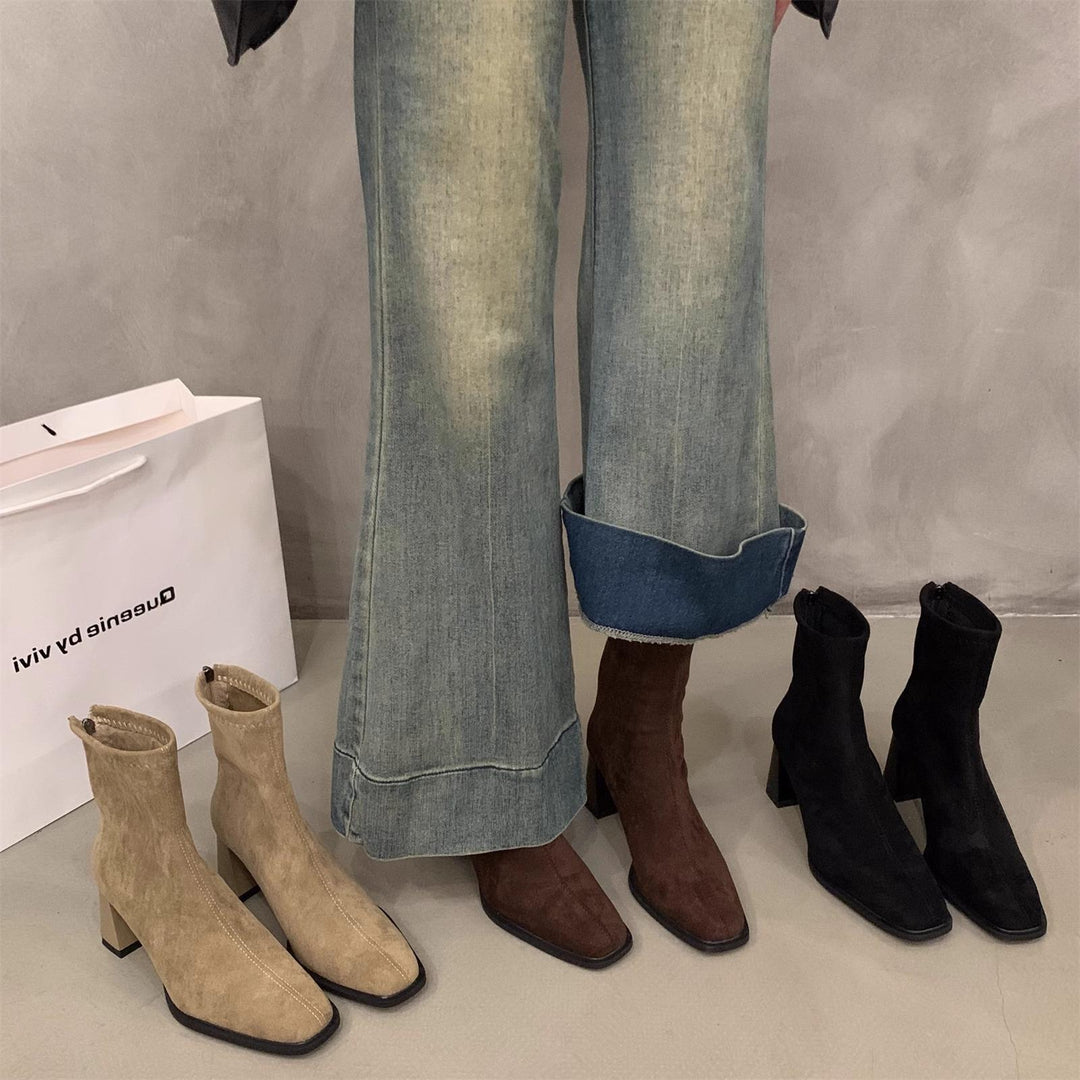 Damen Elegante Ankle Boots mit Hochwertigem Veloursleder und Robuster Blockabsatz EB