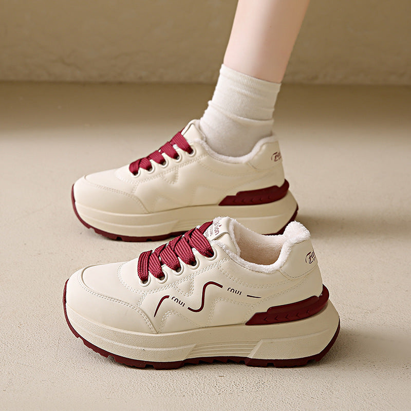 Damen Sportliche Skater Sneakers mit gepolsterter Innensohle und stabiler Laufsohle EB