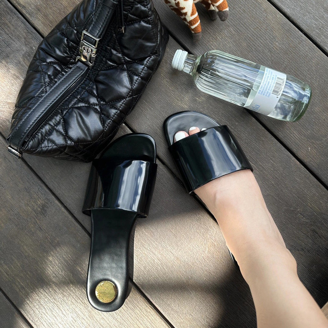 Damen Zehentrenner mit elegantem Leopardenmuster und modischem Riemendesign EB