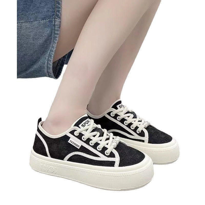 Damen Sportliche Sneakers mit modischem Design und stylischen Akzenten EB