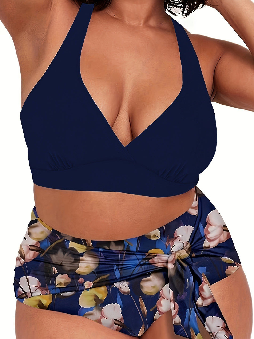 Damen Zweiteiliges Badeoutfit mit lässigem Wickelrock EB
