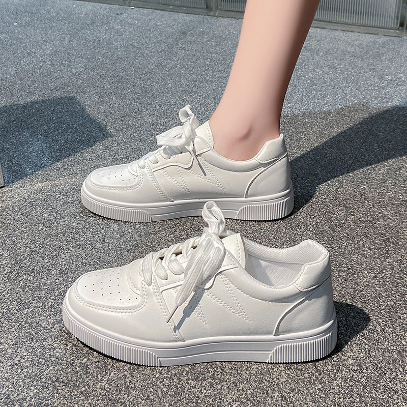 Damen Sportliche Sneakers mit klassischem Schnürsystem und atmungsaktivem Obermaterial EB