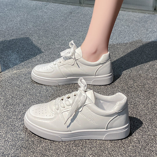 Damen Sportliche Sneakers mit klassischem Schnürsystem und atmungsaktivem Obermaterial EB
