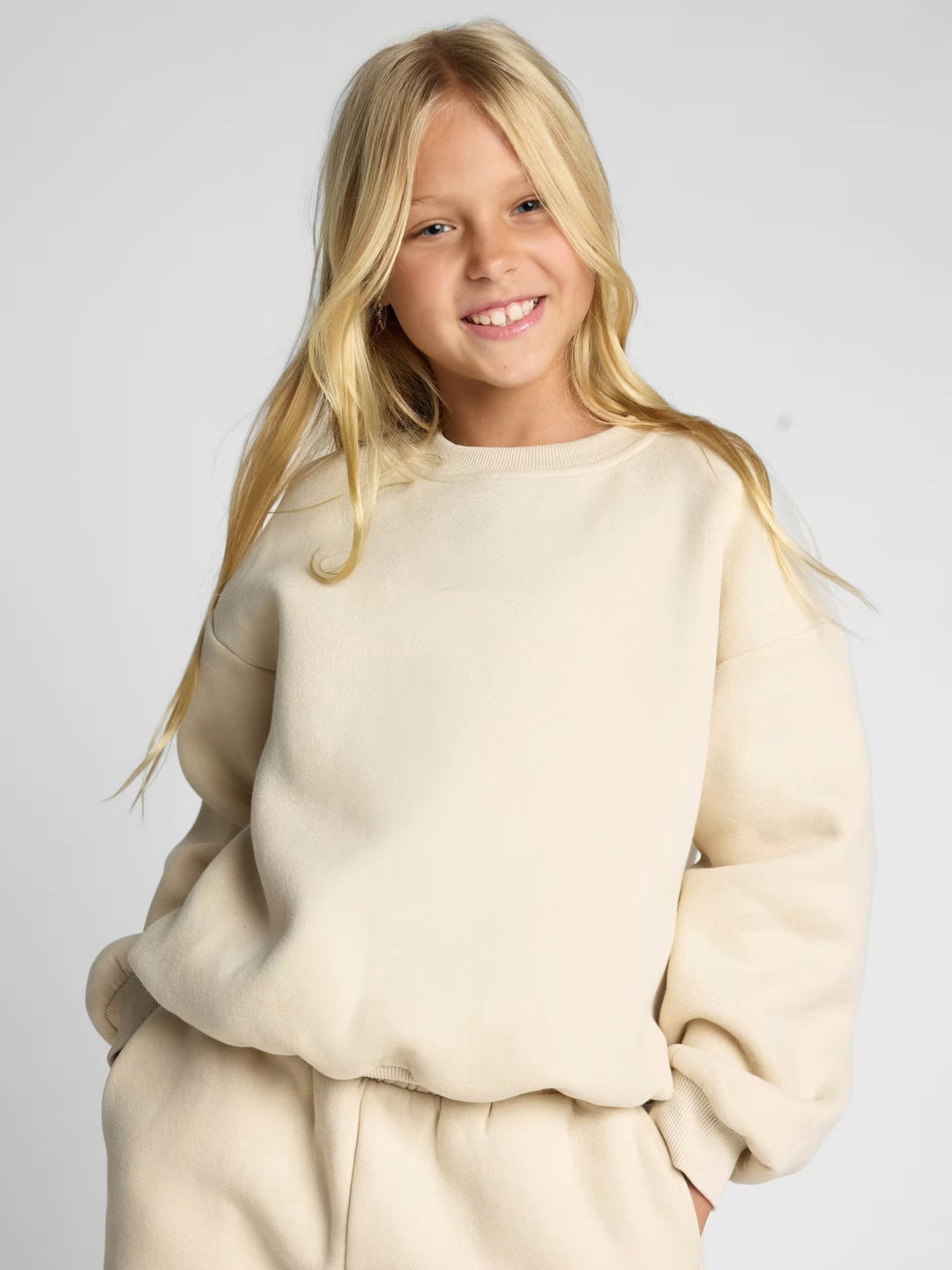 Damen bequemer Sweatshirt mit überschnittenen Schultern und hohem Kragen EB
