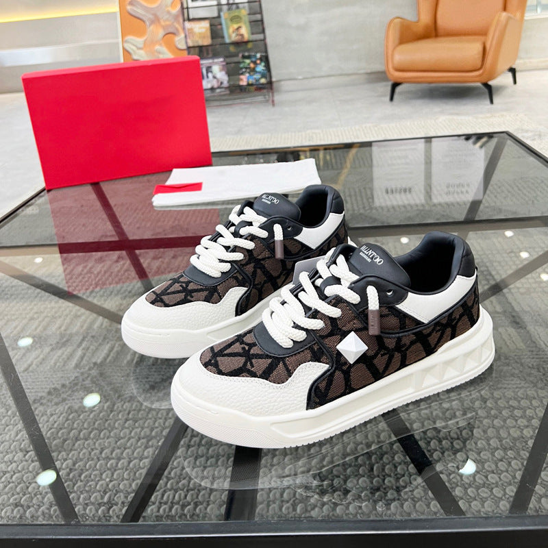 Damen Sportliche Sneakers mit trendigem Camouflage-Design und robustem Obermaterial EB