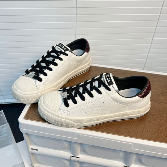 Damen Sneakers mit atmungsaktiver Lederoberfläche und rutschfester Gummisohle EB