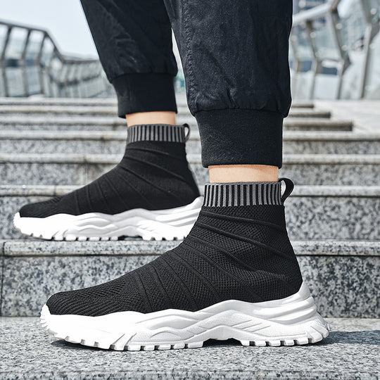 Damen Stricksneaker mit rutschfestem Profil und elastischem Kragen EB