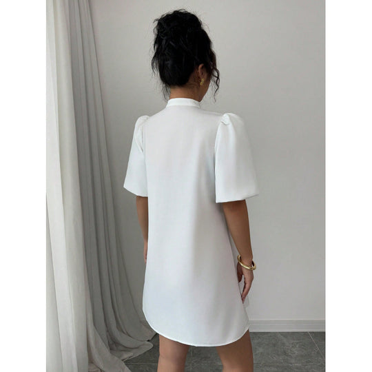 Damen Kurzarmkleid mit Schleifendetails und V-Ausschnitt EB