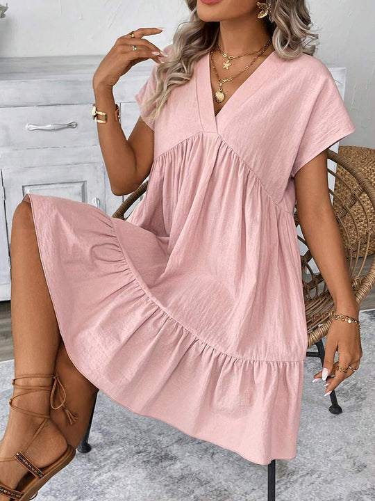 Damen kurzes Sommerkleid mit tiefem V-Ausschnitt und Rüschensaum EB