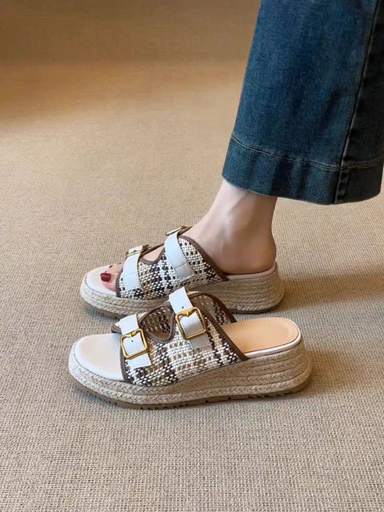 Damen Fashion Plateau-Pantoletten mit dekorativen Schnallen und ergonomischer Sohle EB