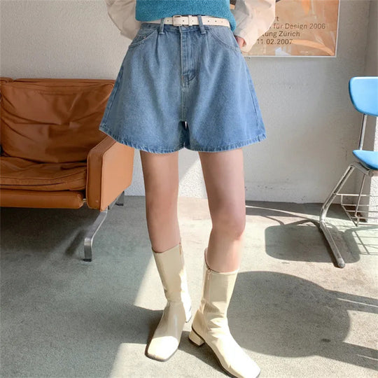 Damen Freizeit Jeans-Shorts mit hohem Bund und elastischem Gürtel EB