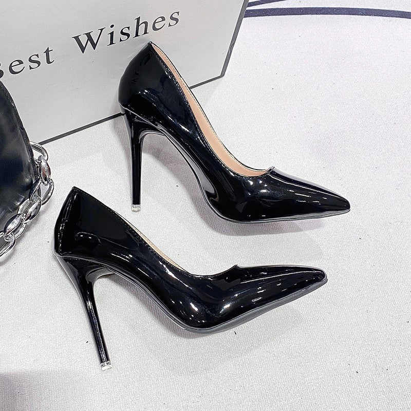 Damen elegante spitze High Heels mit glänzendem Finish EB