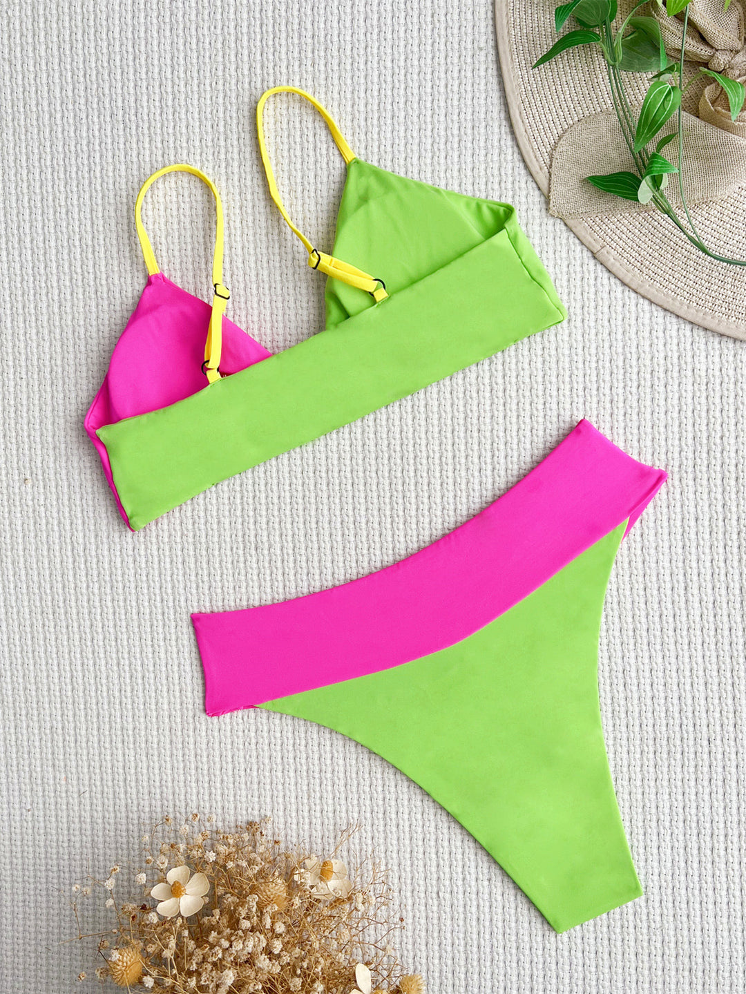 Damen Sportlich geschnittener Bikini mit verstellbaren Trägern EB