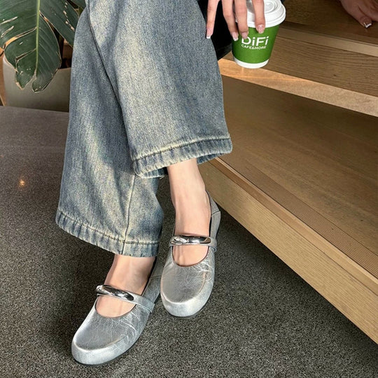 Damen Elegante und komfortable Ballerinas mit modischem Riemchen EB