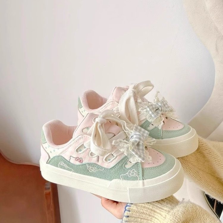 Damen Sneakers mit verspieltem Design und dekorativen Schleifen EB