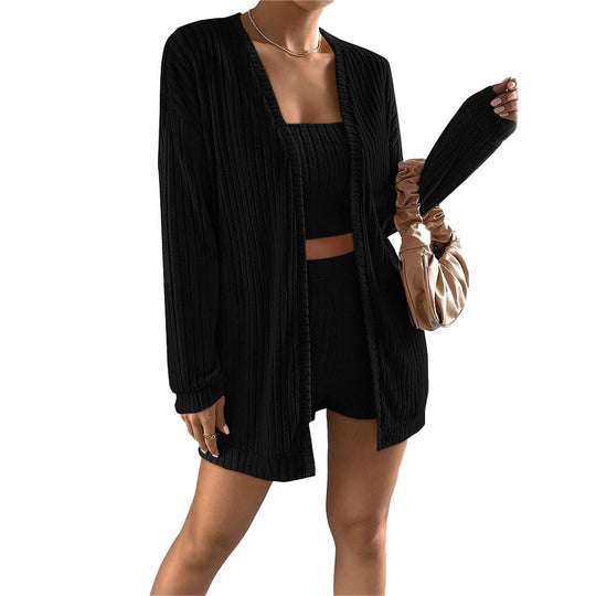 Damen gerippter Lounge-Zweiteiler mit offenem Longcardigan, tailliertem Bustier-Top und High‑Waist-Shorts Eichborn Berlin