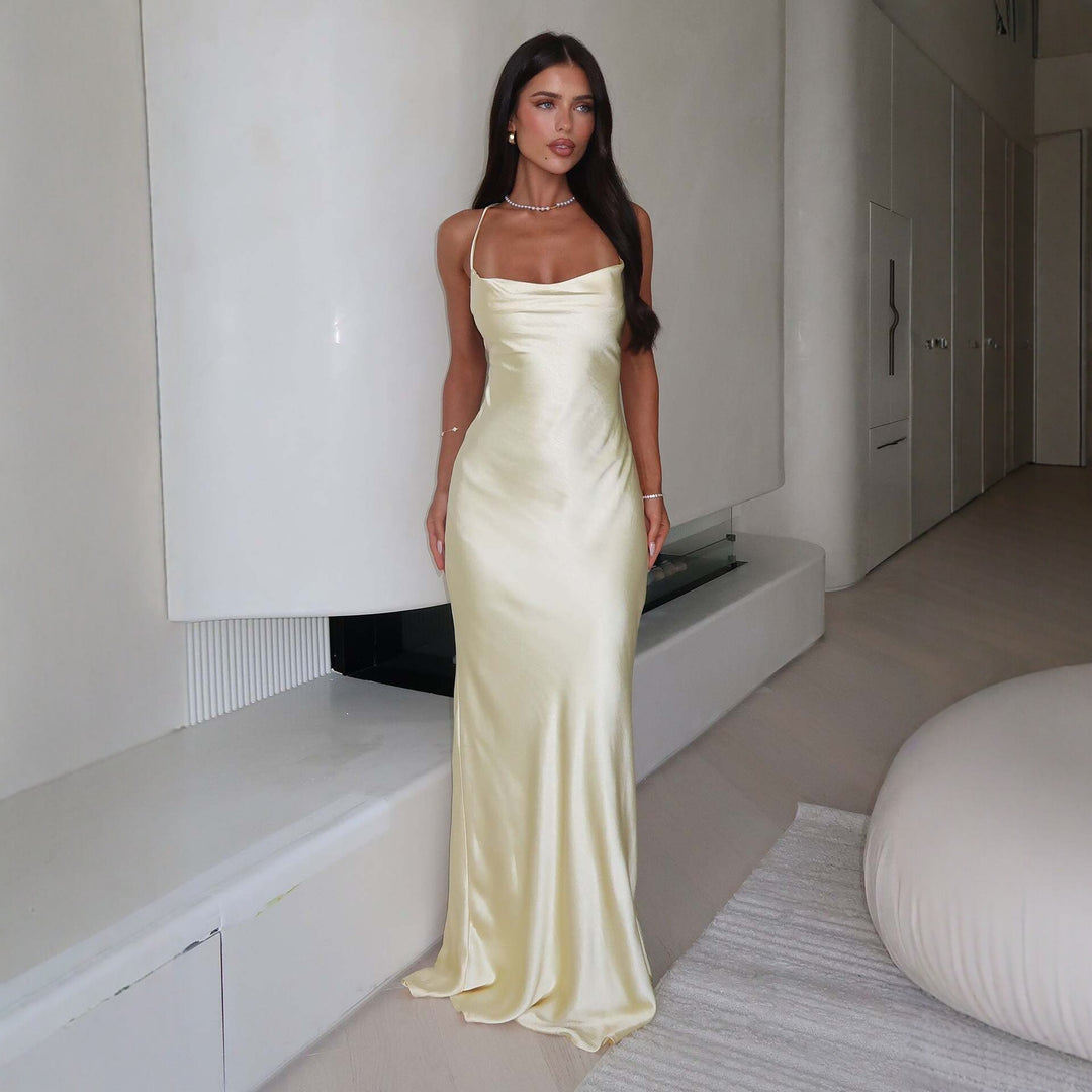 Damen Elegantes Satinabendkleid mit spaghettiträgern und fließendem Schnitt EB