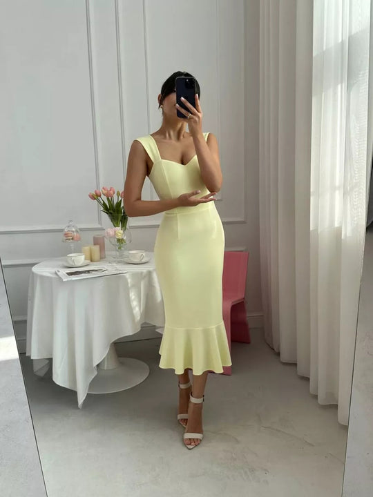Damen Wickelkleid mit elegantem Herzausschnitt und schwingendem Saum EB