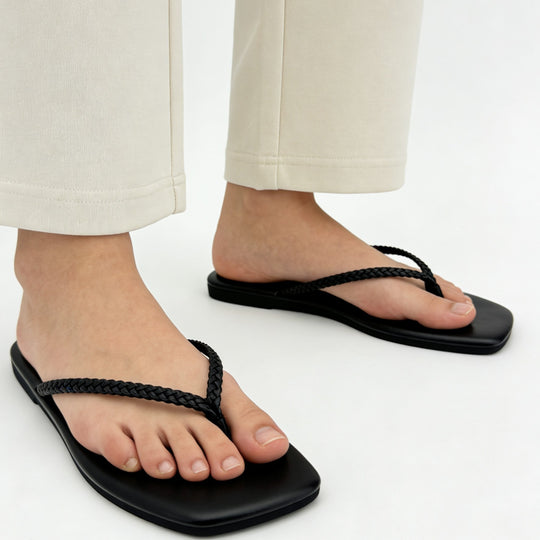 Damen Minimalistische Zehentrenner-Sandalen mit ergonomischem Design EB