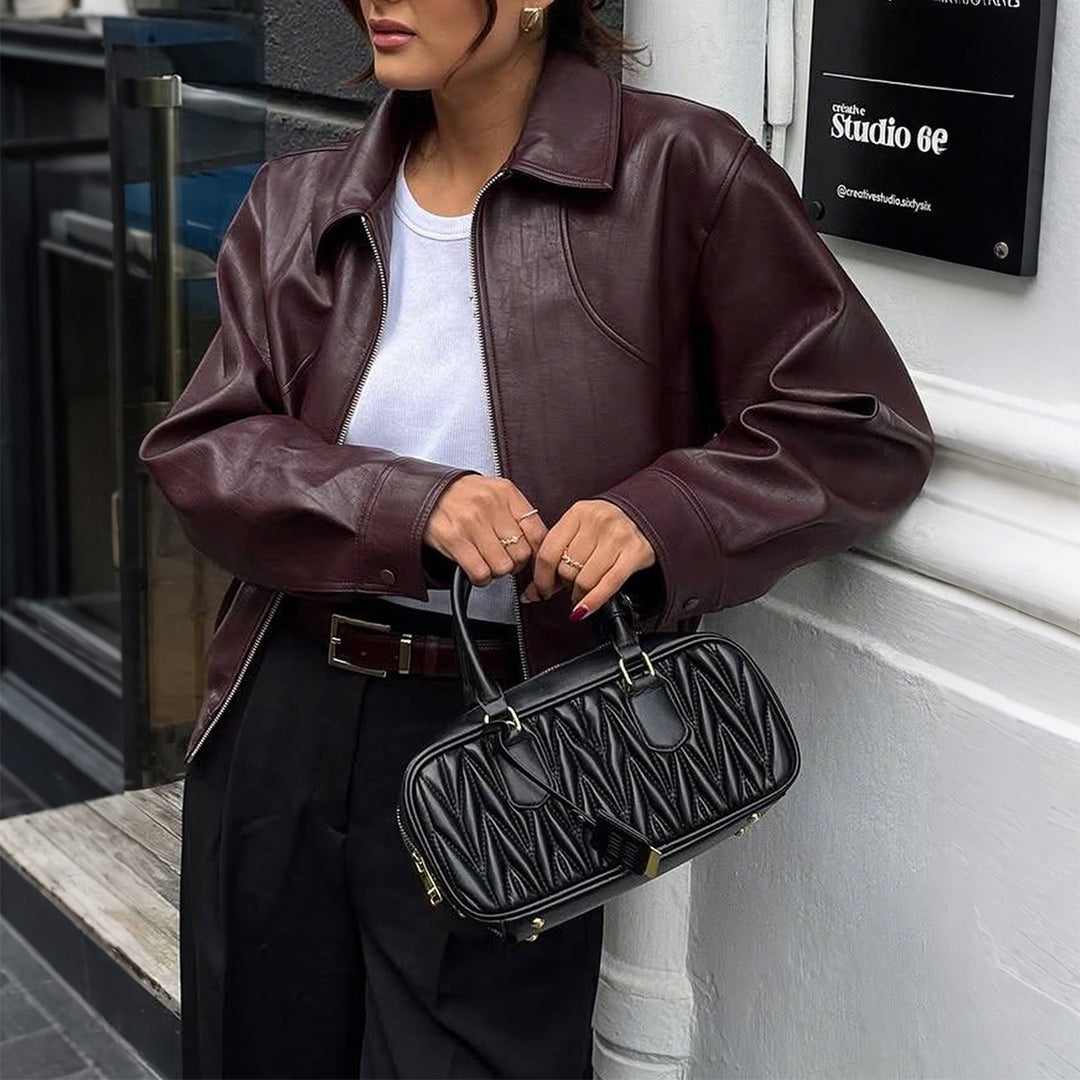 Damen nan kurze Oversize-Lederjacke mit Hemdkragen, sichtbarem Reißverschluss und lässiger Silhouette EB