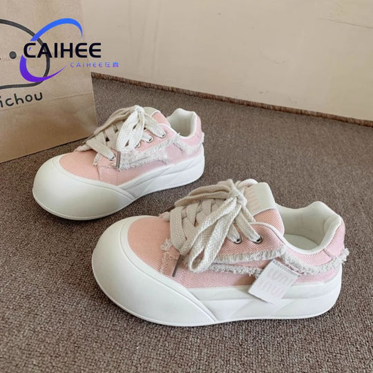 Damen Sneakers mit trendigem Sternen-Applikation und komfortabler Laufsohle EB