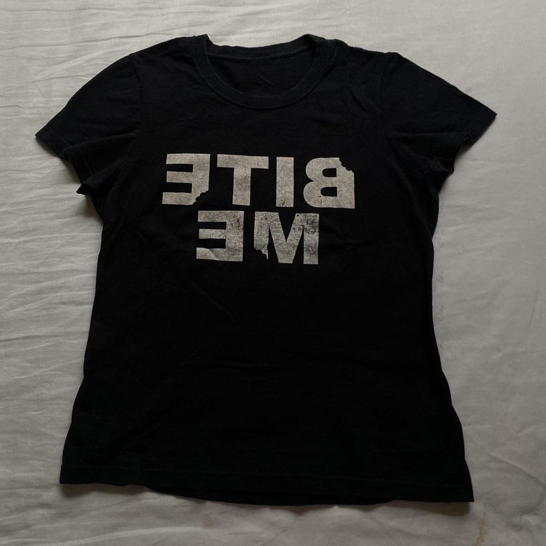 Damen T-Shirt mit auffälligem Statement-Druck EB