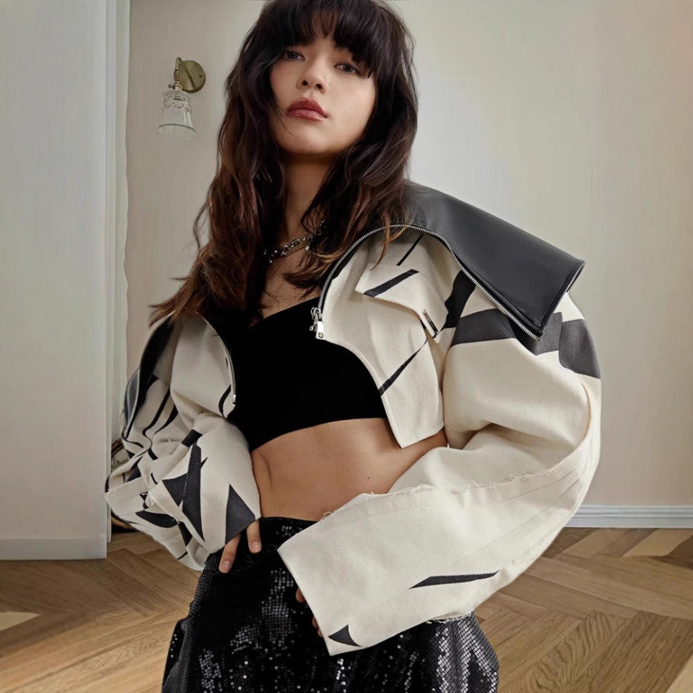 Damen Trendige Utility-Jacke mit oversized Schnitt und kunstvollen Musterdetails EB