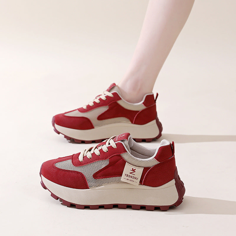 Damen Sportliche Sneaker mit atmungsaktiven Mesh-Einsätzen und dämpfender Sohle EB