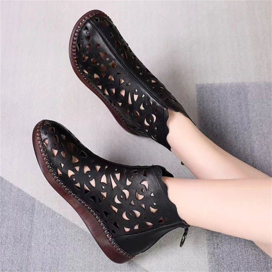 Damen Offene Clogs mit dekorativem Lochdesign EB