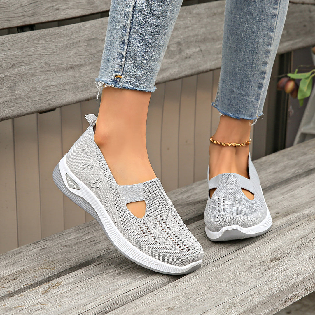 Damen Bequeme Slip-On Sneakers mit atmungsaktiver Netzstruktur EB