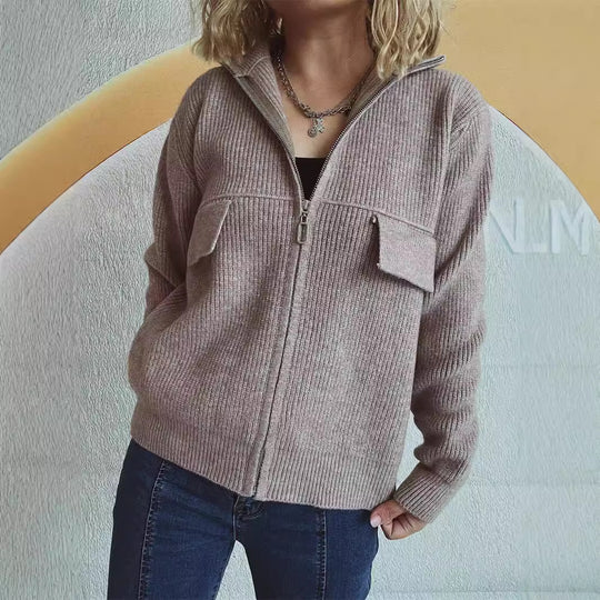 Damen lässige Strickjacke mit praktischen Taschen und hohem Kragen EB