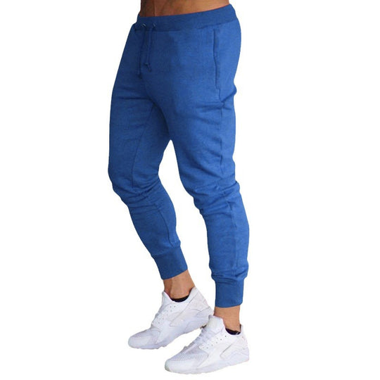 Herren Sportliche Jogginghose mit modernem Schnitt und praktischen Taschen EB