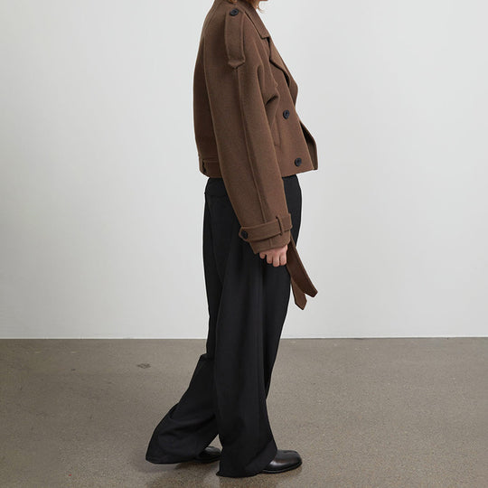 Damen Kurze Wolljacke im Trench-Stil mit stylischen Details EB