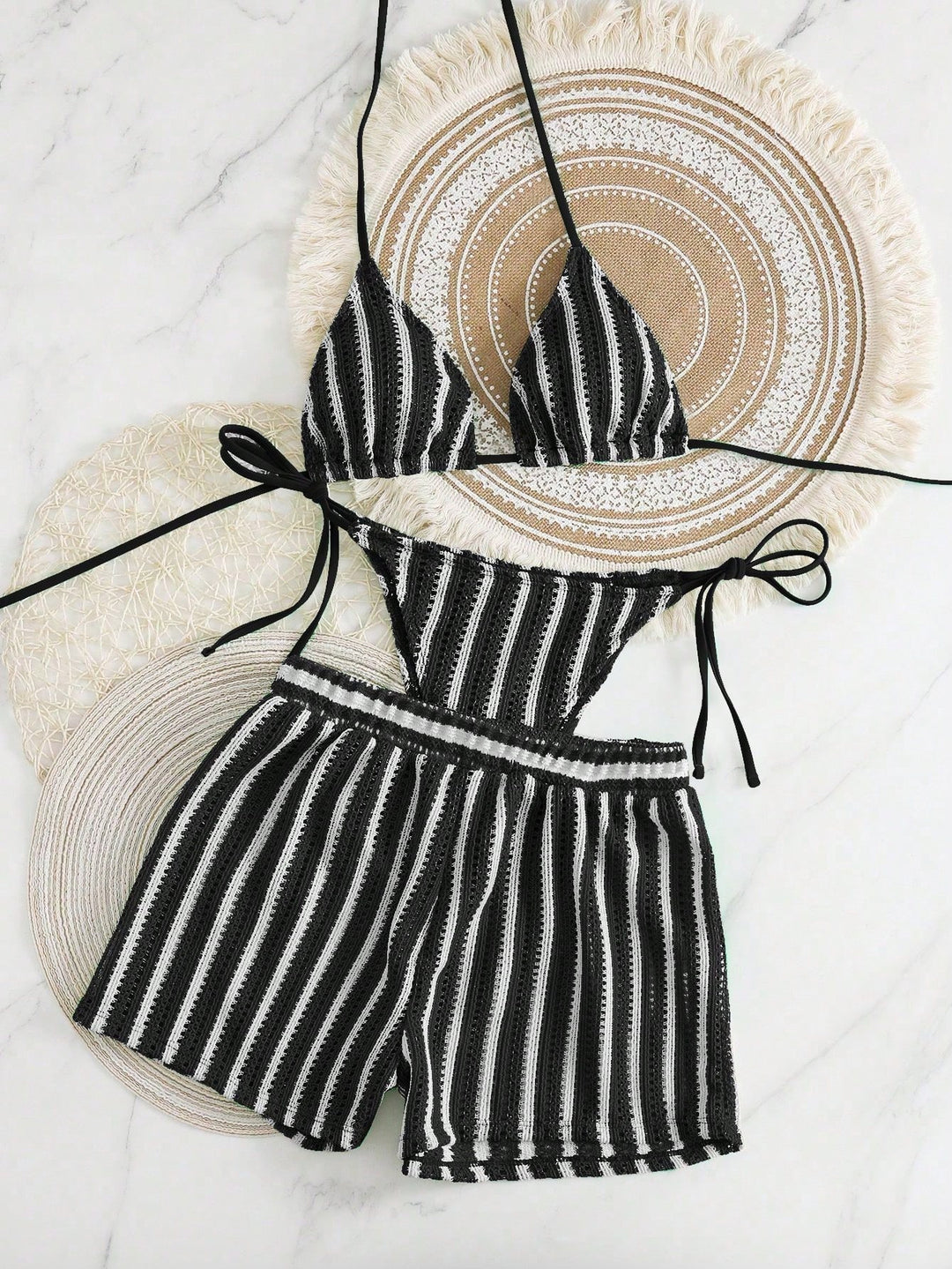 Damen Bikini-Set mit gerafftem Oberteil und hoch taillierten Shorts EB