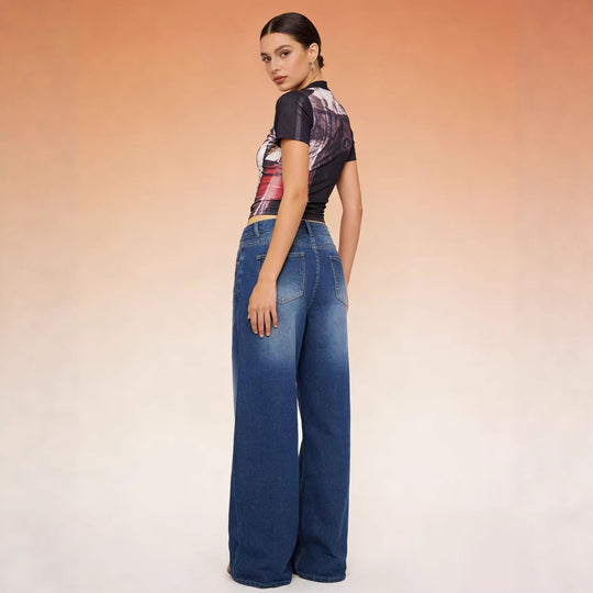 Damen Weit geschnittene High-Waist Jeans mit raffinierter Taillierung EB
