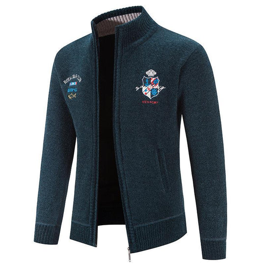 Herren modische Strickjacke mit hohem Kragen und detailreicher Stickerei EB