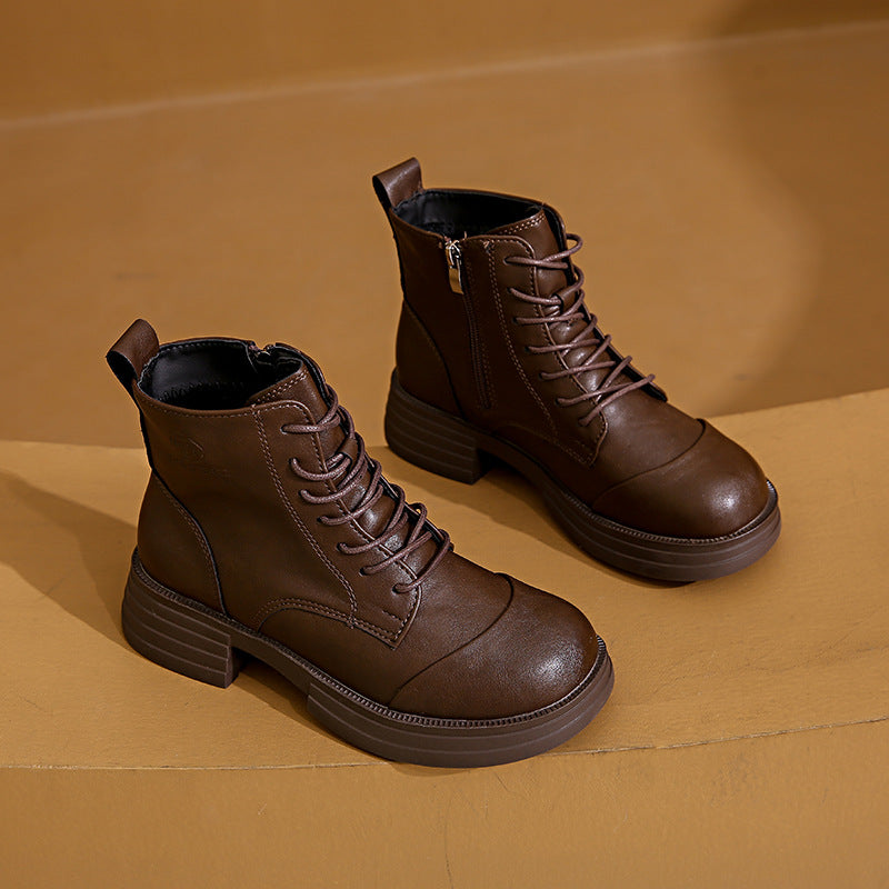 Damen gefütterte Stiefeletten mit modischem Zipper und derben Profilsohle EB