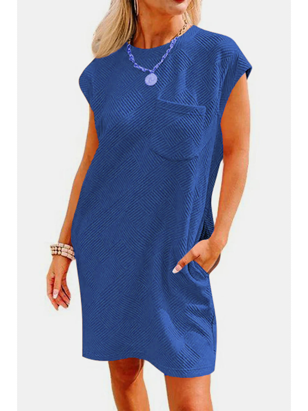 Damen Maxikleid mit praktischen Taschen und elegantem Strukturmuster EB
