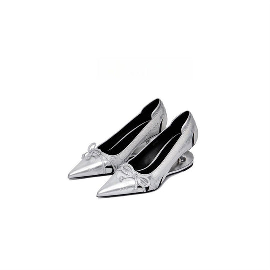 Damen elegante High Heel Ballerinas mit glänzender Oberfläche und Rüschendetail EB