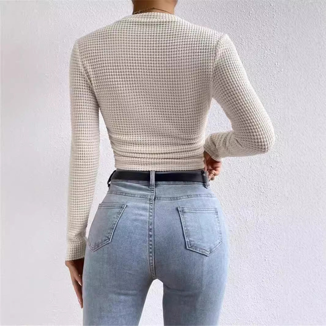 Damen nan tailliertes kurzgeschnittenes Waffelstrickshirt mit Rundhalsausschnitt und figurbetonter Passform EB