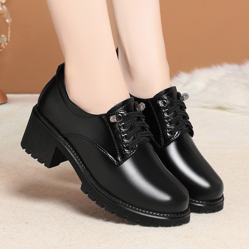 Damen Schnürschuhe mit komfortablem Blockabsatz und modischer Schnallenverzierung EB