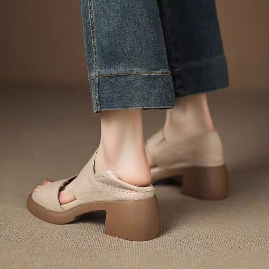 Damen Komfortable Sandalen mit modischen Riemen und bequemer Blockabsatz EB