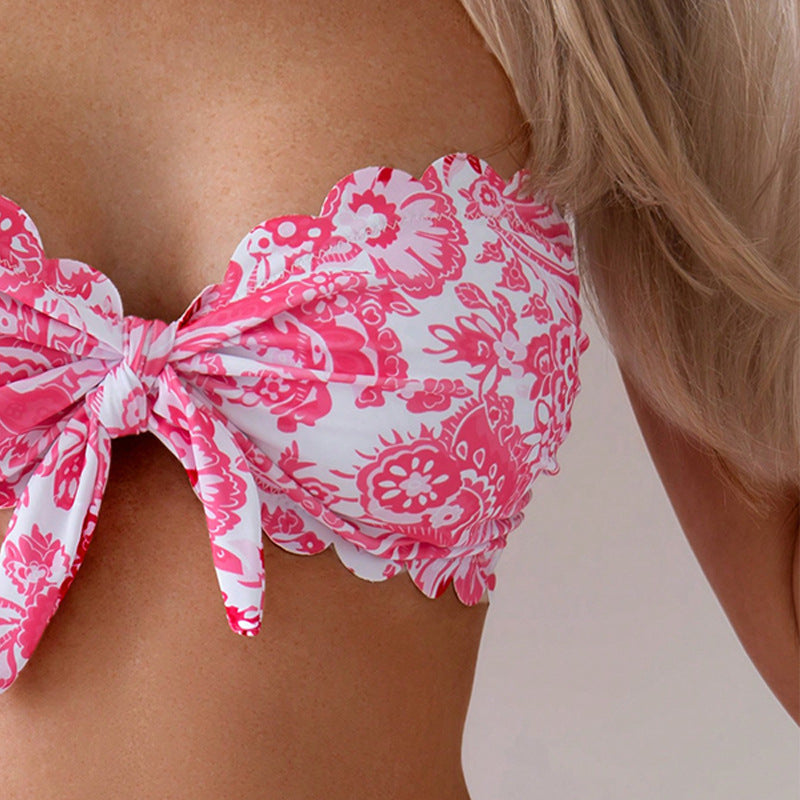 Damen Bandeau-Bikini mit raffinierten Blumenakzenten EB