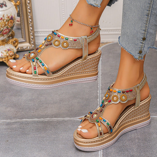 Damen Wedge-Sandalen mit buntem Schmuckdesign und komfortabler Sohle EB