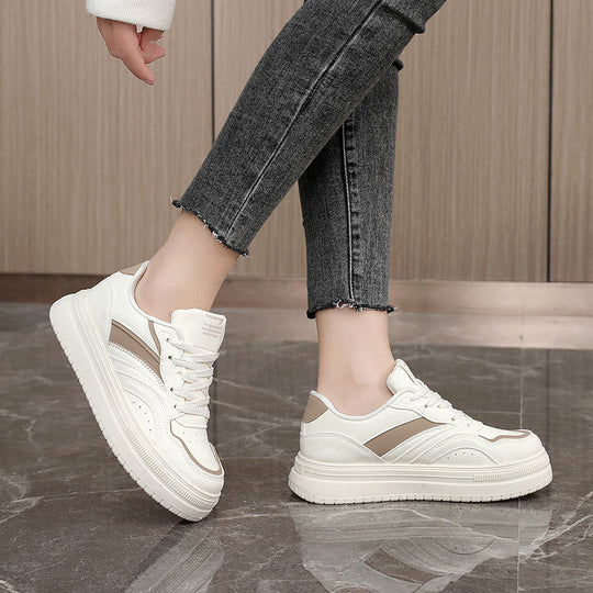 Damen Sneaker mit luftdurchlässiger Obermaterialstruktur und modernem Design EB