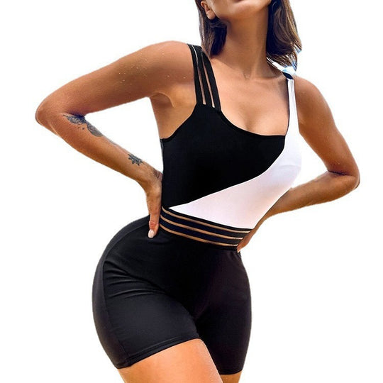 Damen Sportlicher Einteiler Badeanzug mit eleganten grafischen Akzenten EB