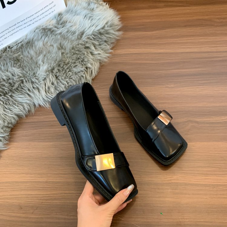 Damen elegante Ballerinas mit schickem Riemen und komfortablem Blockabsatz EB