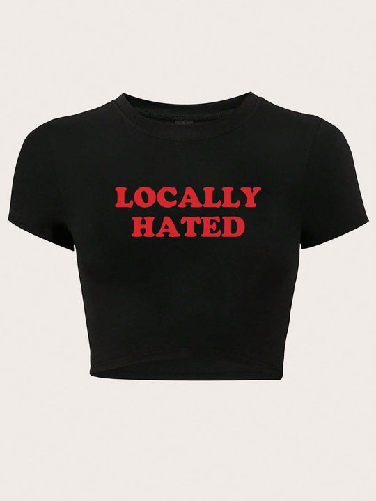 Damen Crop-T-Shirt mit auffälligem Schriftzug und figurbetontem Design EB