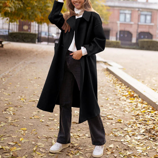 Damen Oversize-Mantel mit weitem Revers, überschnittener Schulter und verdeckter Knopfleiste EB