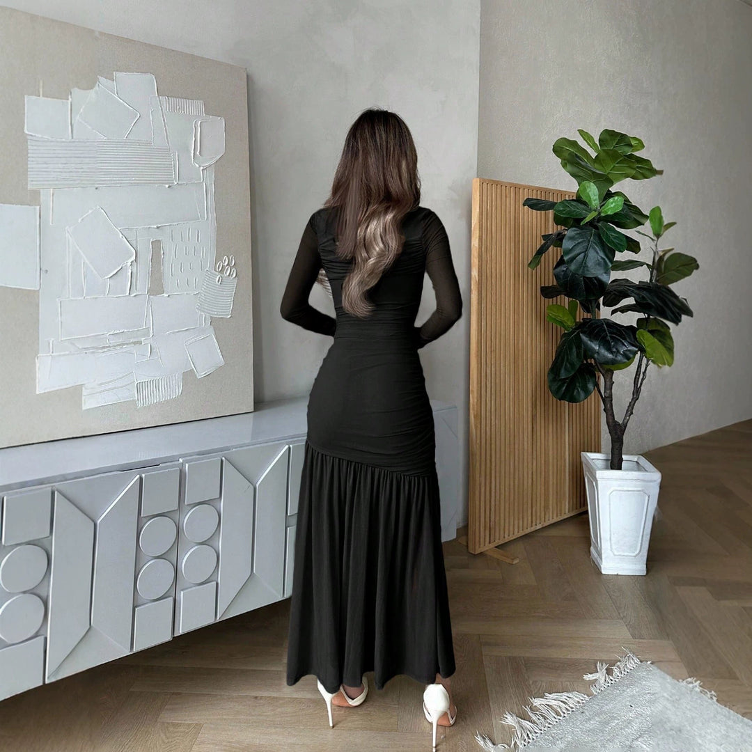 Damen enganliegendes Maxikleid mit langärmeligem Sculpting-Oberteil, taillierter Raffung und transparentem Stufenrock Eichborn Berlin